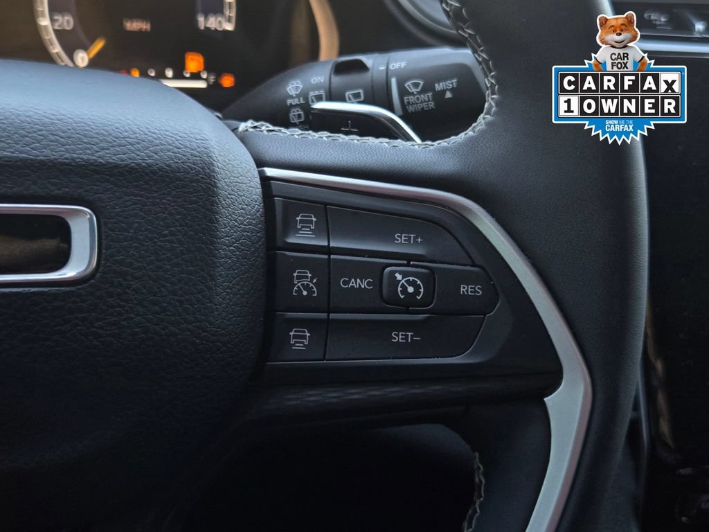 Used 2023 Jeep Grand Cherokee Altitude RWD image 19
