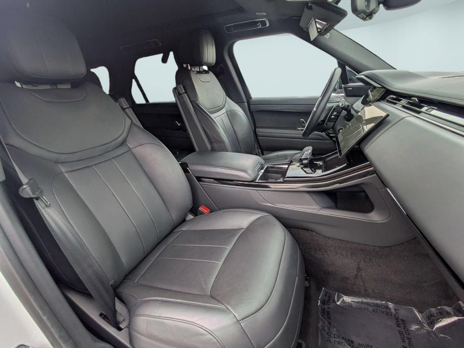 Used 2024 Land Rover Range Rover Sport SE AWD/4WD image 30