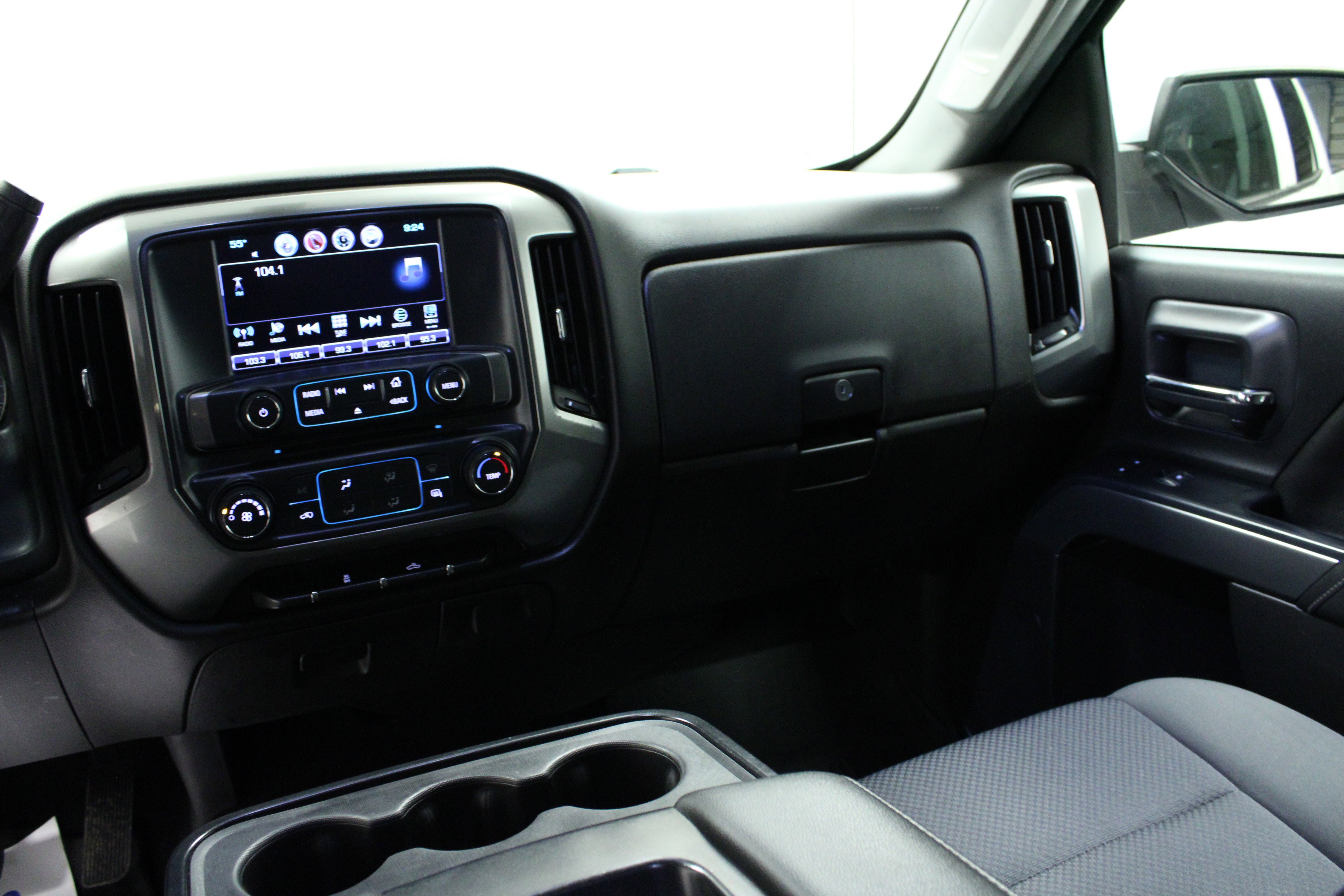 Used 2018 Chevrolet Silverado 1500 LT image 18