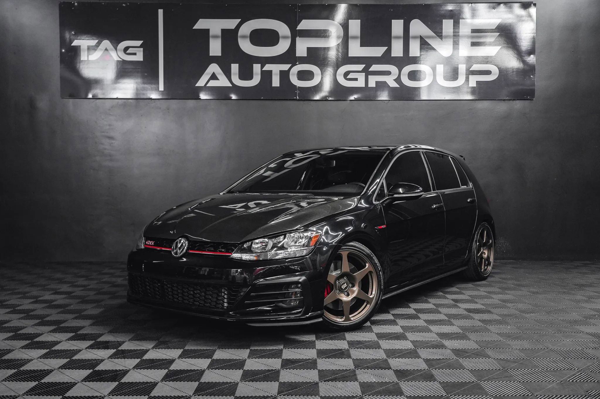 Used 2020 Volkswagen GTI S FWD image 1