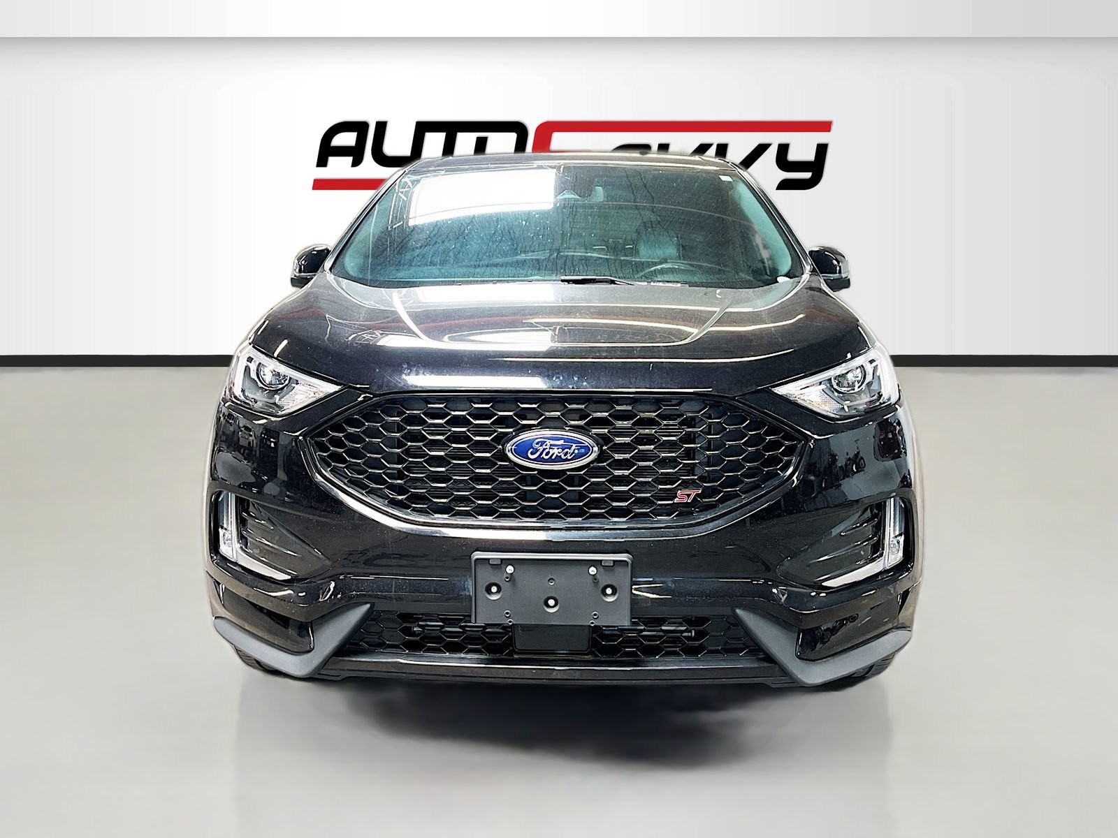 Used 2023 Ford Edge ST AWD/4WD image 2