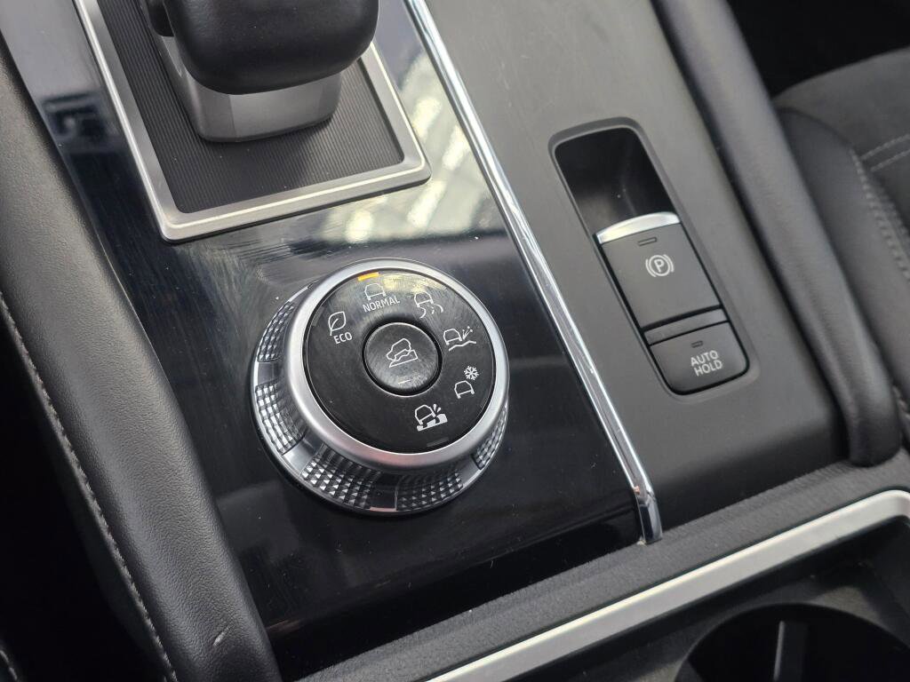 Used 2024 Mitsubishi Outlander SE image 37