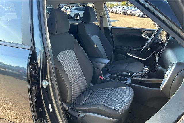 Used 2023 Kia Soul LX w/ Option Group 015 image 8