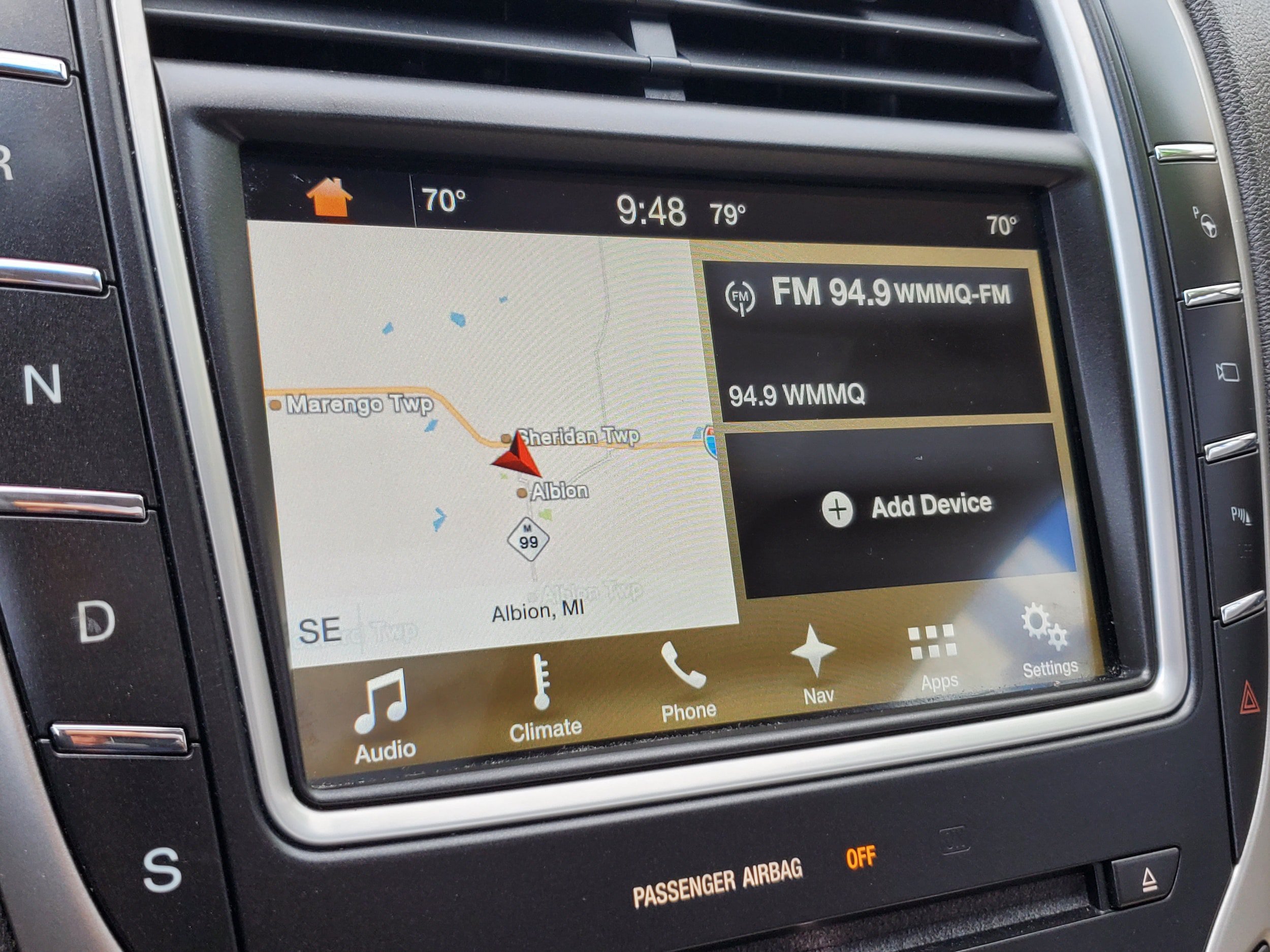 Used 2016 Lincoln MKX Reserve w/ Technology Package FWD image 20