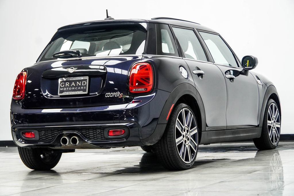 Used 2020 MINI Cooper S FWD image 13