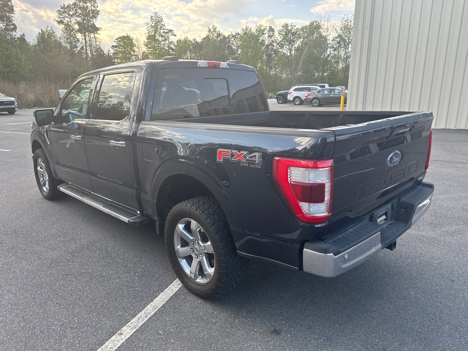 Used 2022 Ford F150 Lariat w/ Max Trailer Tow Package AWD/4WD image 7
