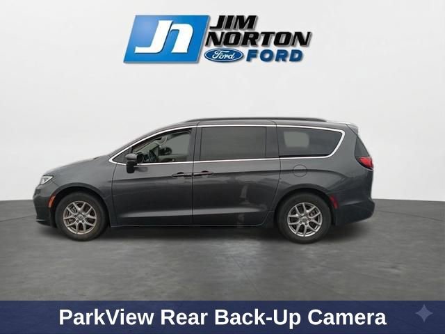 Used 2022 Chrysler Pacifica Touring-L FWD image 6