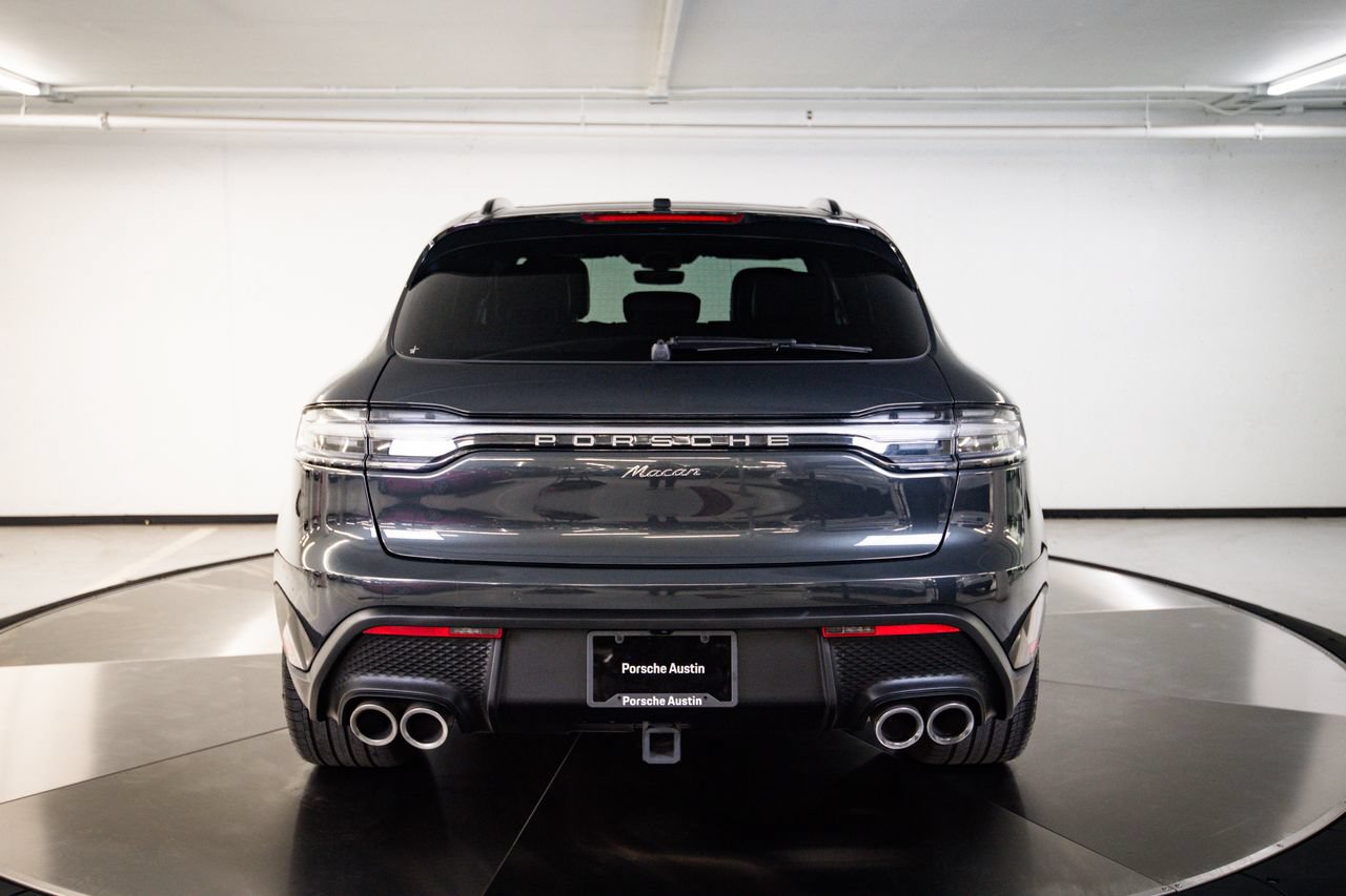 Certified 2024 Porsche Macan AWD/4WD image 6