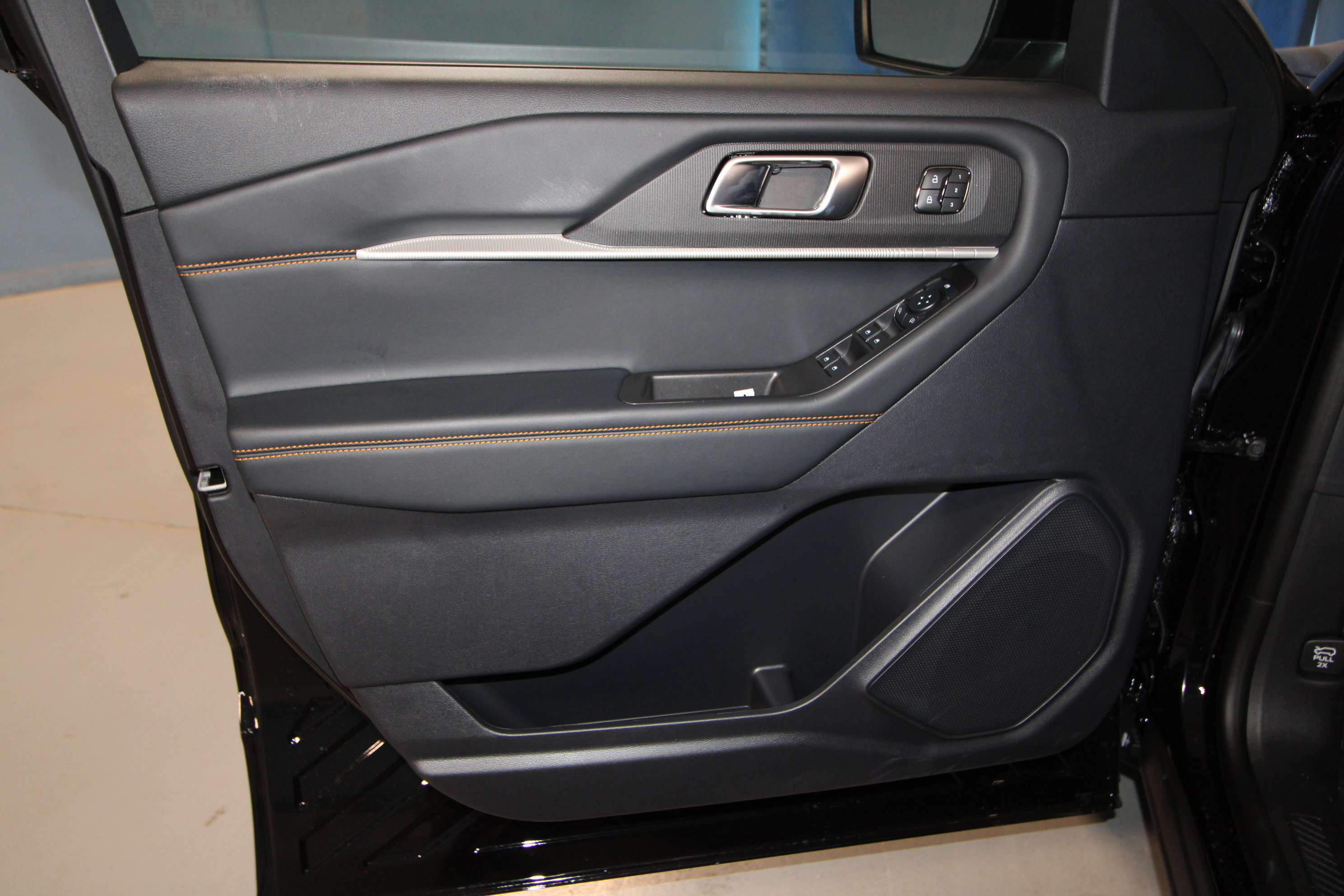 New 2027 Ford Explorer Tremor w/ Tremor Convenience Package AWD/4WD image 4