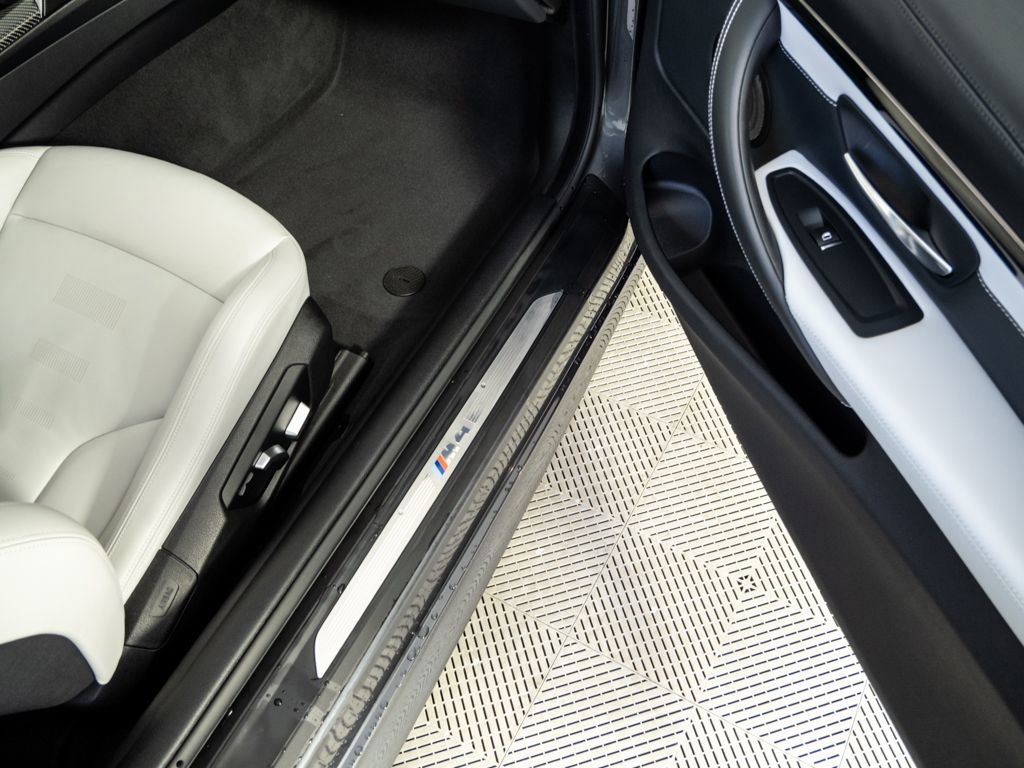 Used 2019 BMW M4 Coupe w/ Competition Package image 23