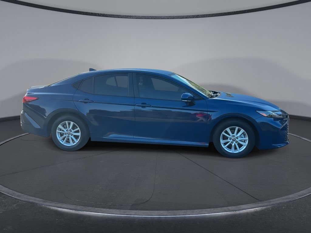 Used 2025 Toyota Camry LE FWD image 9
