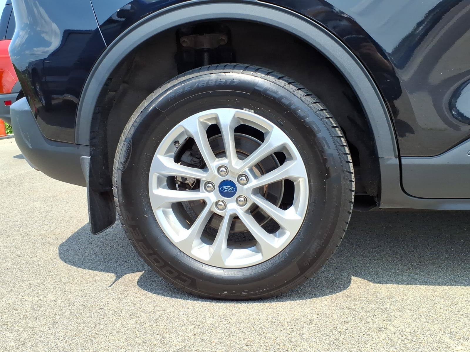 Certified 2022 Ford Escape SE AWD/4WD image 4