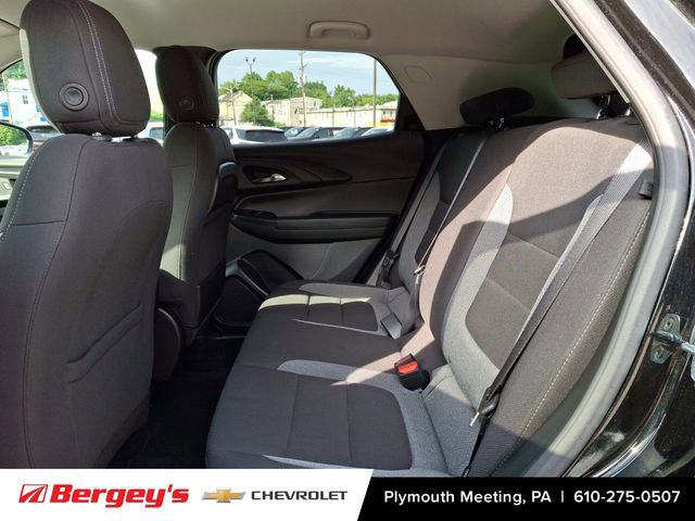 Used 2023 Chevrolet TrailBlazer LT FWD image 12