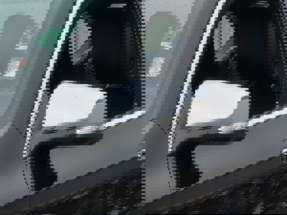 Used 2018 Chevrolet Impala Premier image 8