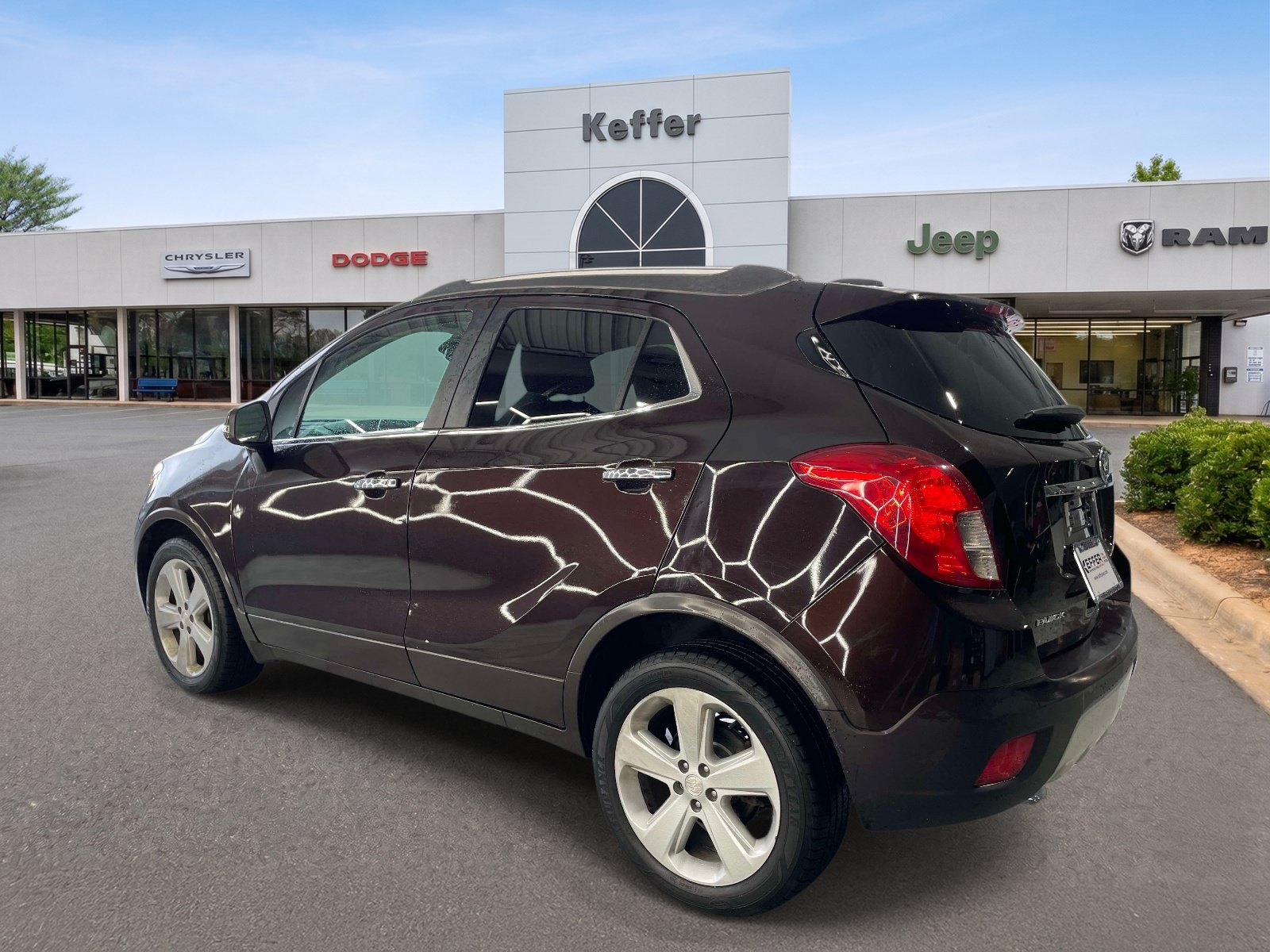 Used 2015 Buick Encore Convenience FWD image 4