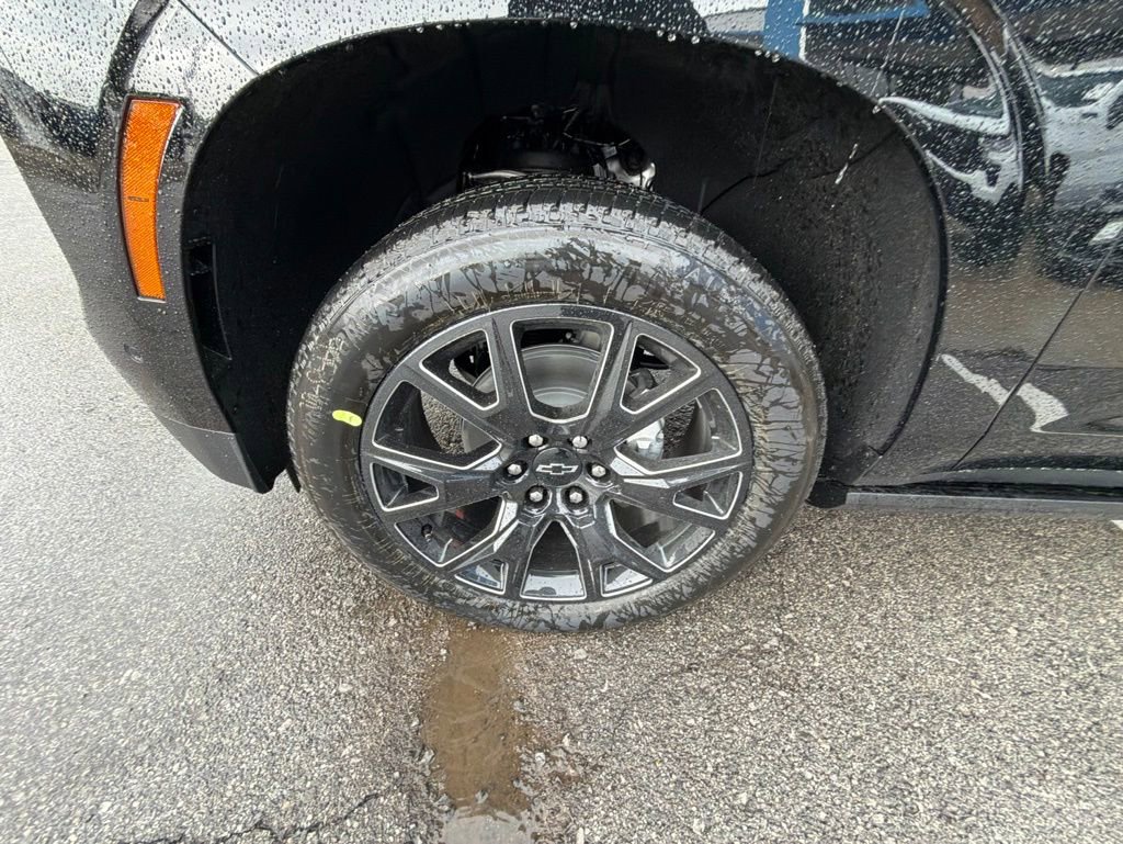 New 2026 Chevrolet Suburban High Country AWD/4WD image 9