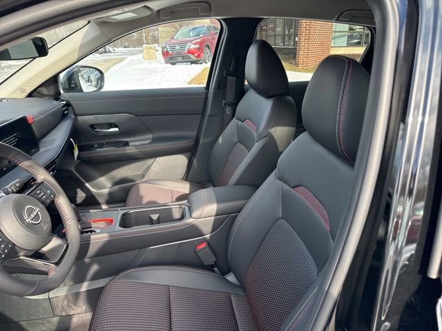 New 2026 Nissan Kicks SR image 42