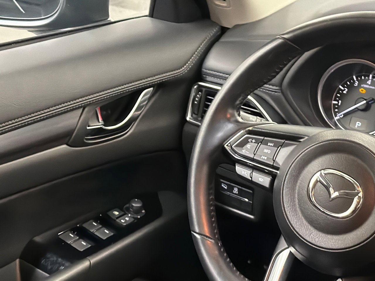 Used 2022 MAZDA CX-5 AWD 2.5 S w/ Preferred Package image 19