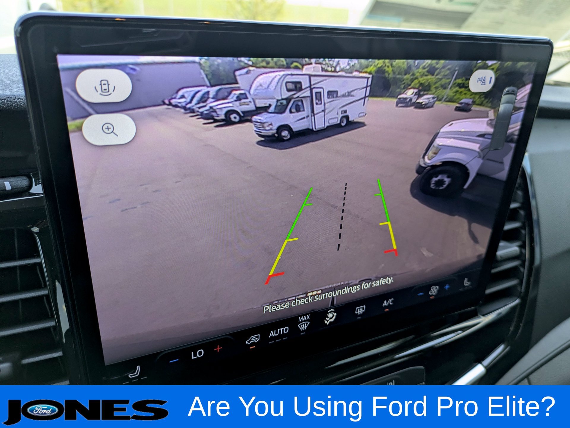 New 2025 Ford Transit 350 XLT RWD image 25