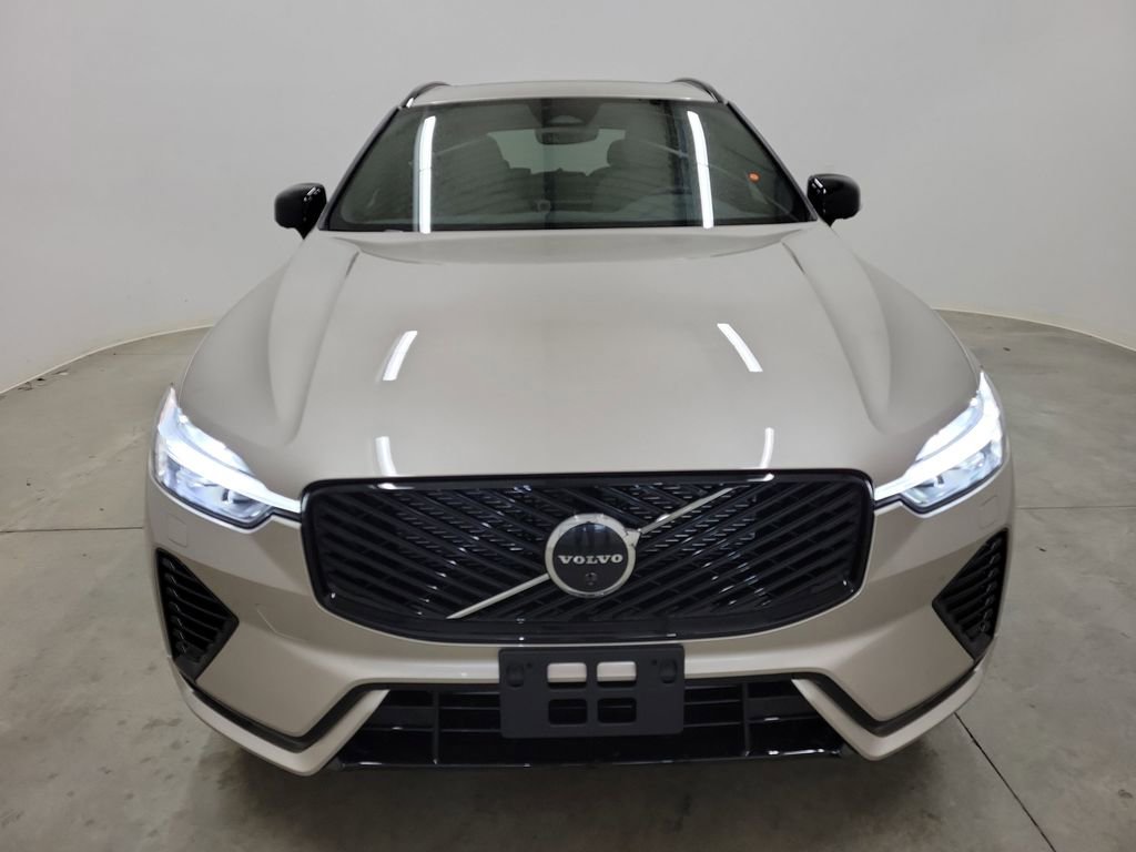 New 2026 Volvo XC60 T8 Plus w/ Protection Package Premier AWD/4WD image 2