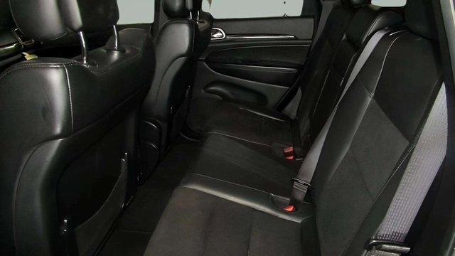 Used 2020 Jeep Grand Cherokee Altitude image 16