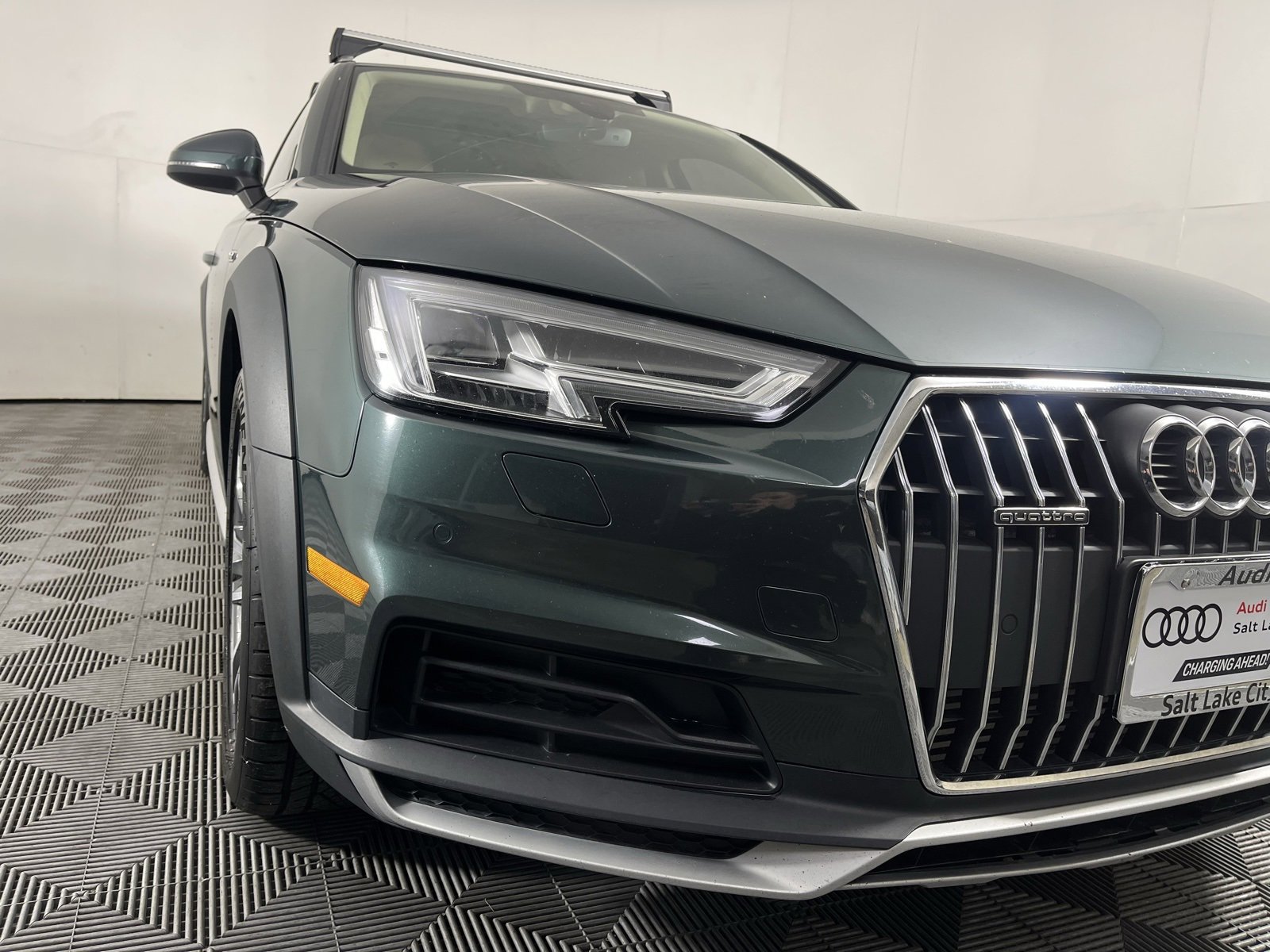 Used 2018 Audi A4 2.0T allroad Premium Plus image 3