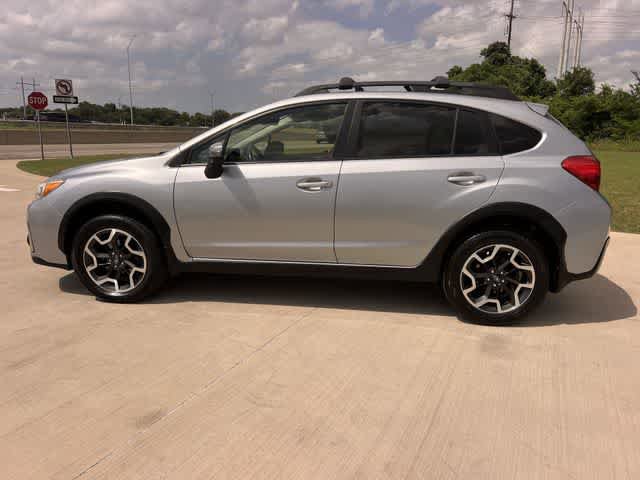 Used 2017 Subaru Crosstrek 2.0i Limited AWD/4WD image 4