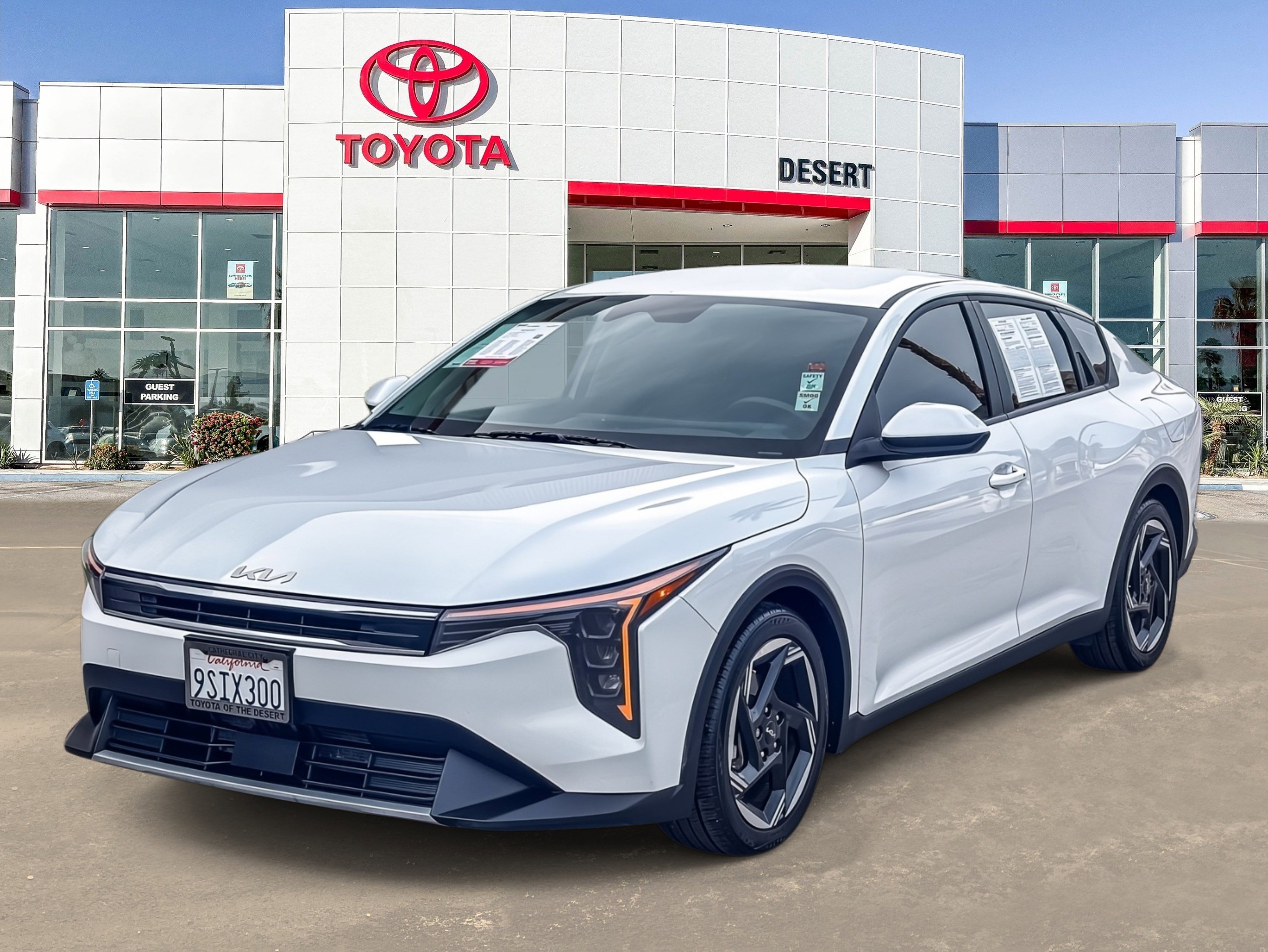 Used 2025 Kia K4 EX video 3