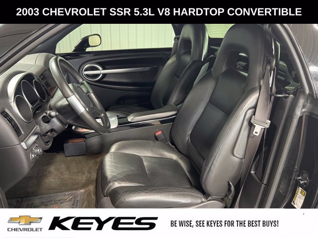 Used 2003 Chevrolet SSR w/ Preferred Equipment Group RWD image 5