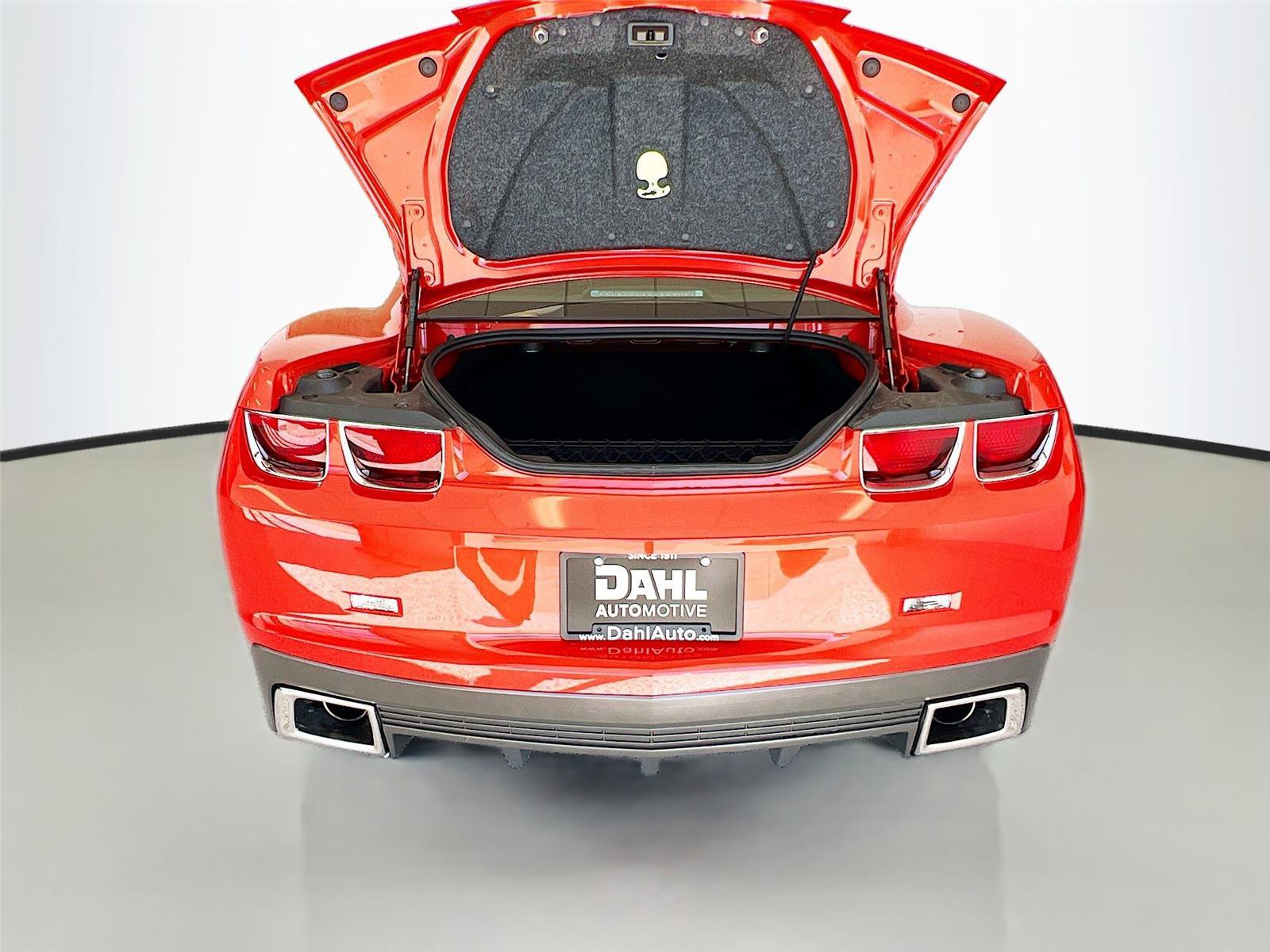 Used 2010 Chevrolet Camaro SS w/ LPO, Ground Effects Package RWD image 22