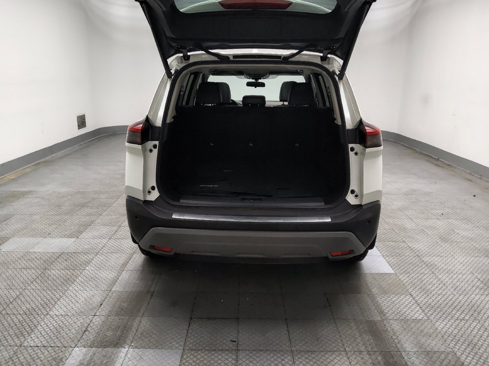 Used 2021 Nissan Rogue SV w/ Premium Package FWD image 29