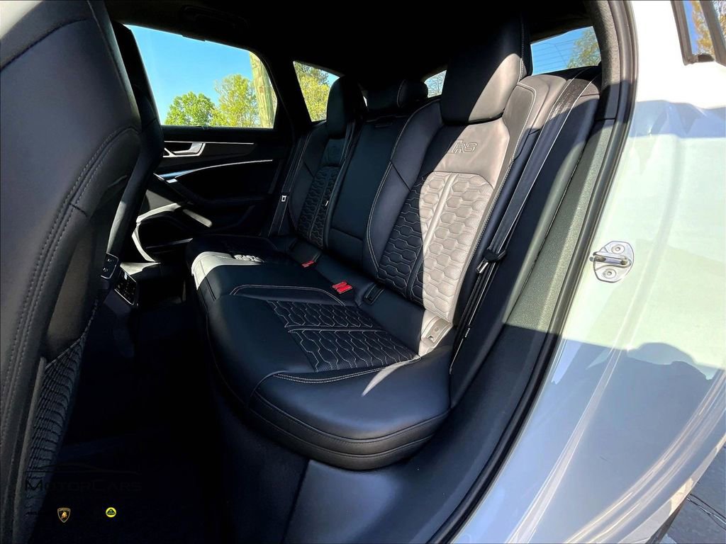 Used 2022 Audi RS 6 image 22
