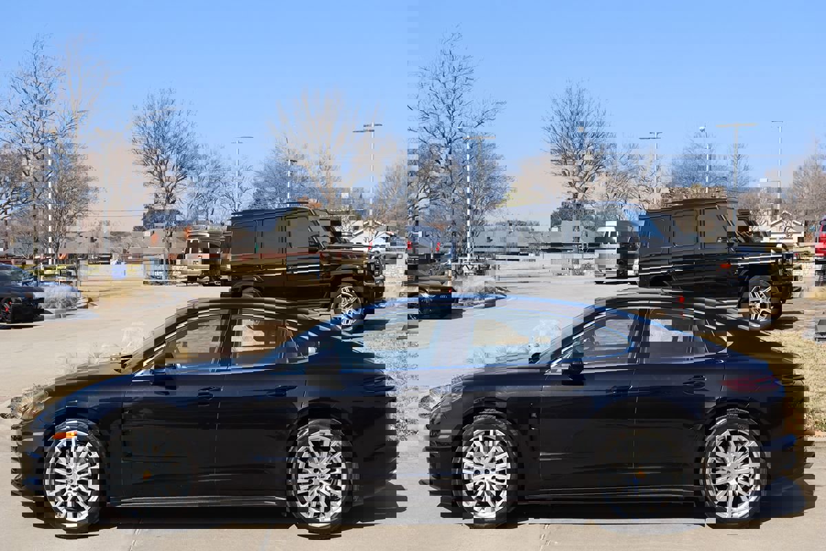 Used 2017 Porsche Panamera 4S w/ Sport Chrono Package image 7