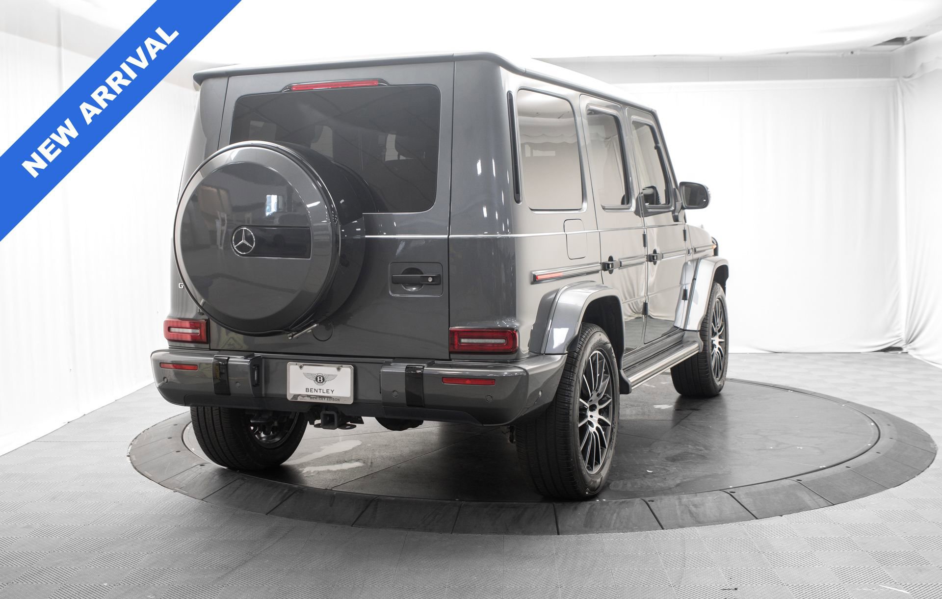 Used 2021 Mercedes-Benz G 550 image 3