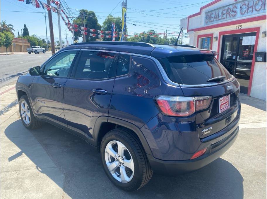 Used 2017 Jeep Compass Latitude w/ Popular Equipment Group AWD/4WD image 6