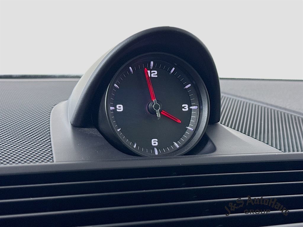 Used 2022 Porsche Panamera Platinum Edition image 41