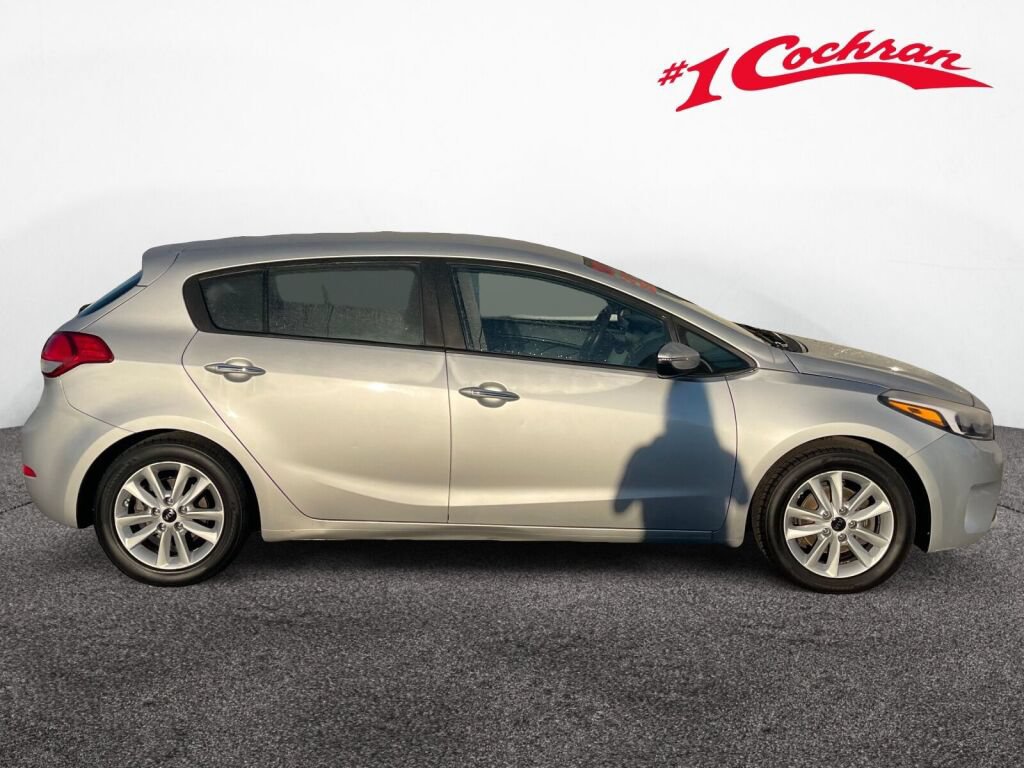 Used 2017 Kia Forte LX w/ Option Group 020 FWD image 25