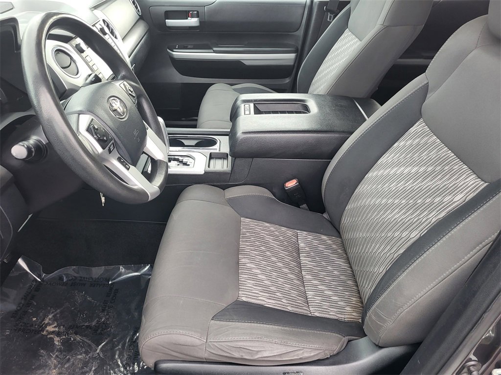 Used 2018 Toyota Tundra SR5 w/ SR5 Upgrade Package image 15