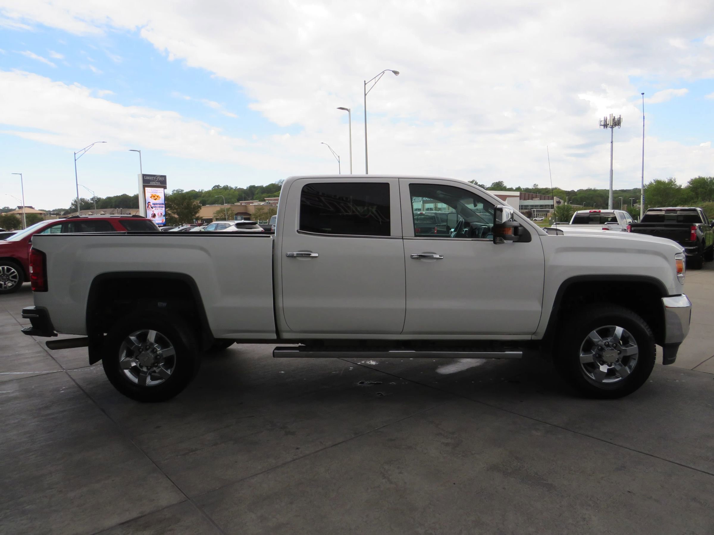 Used 2015 GMC Sierra 3500 SLT image 8