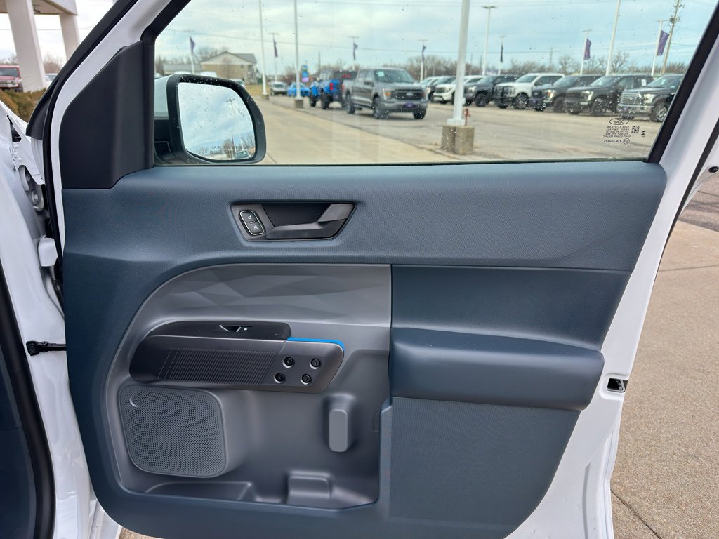 New 2025 Ford Maverick Lobo image 26