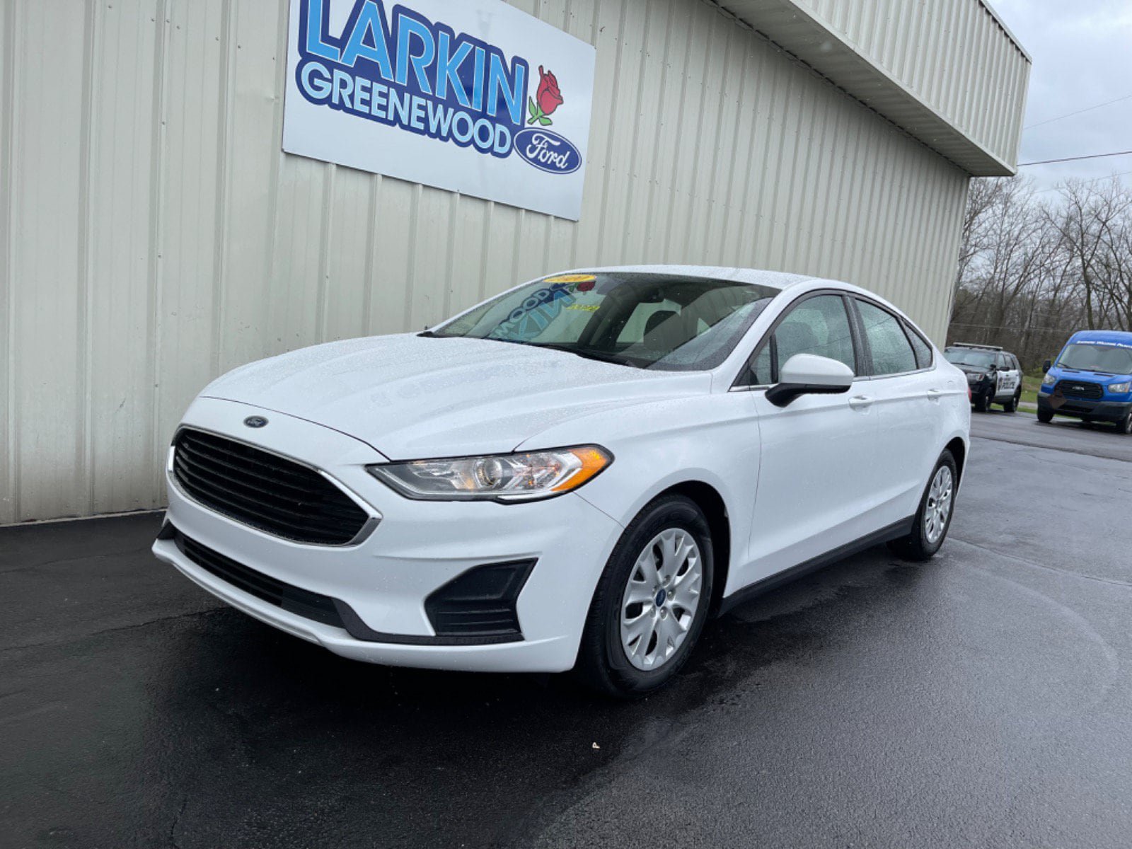 Used 2020 Ford Fusion S FWD image 2