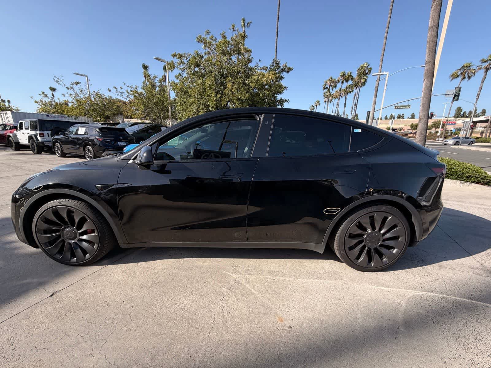 Used 2022 Tesla Model Y Performance AWD/4WD image 8