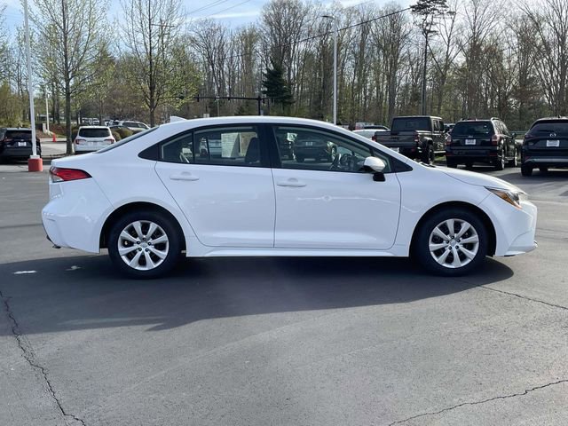 Used 2024 Toyota Corolla LE image 6