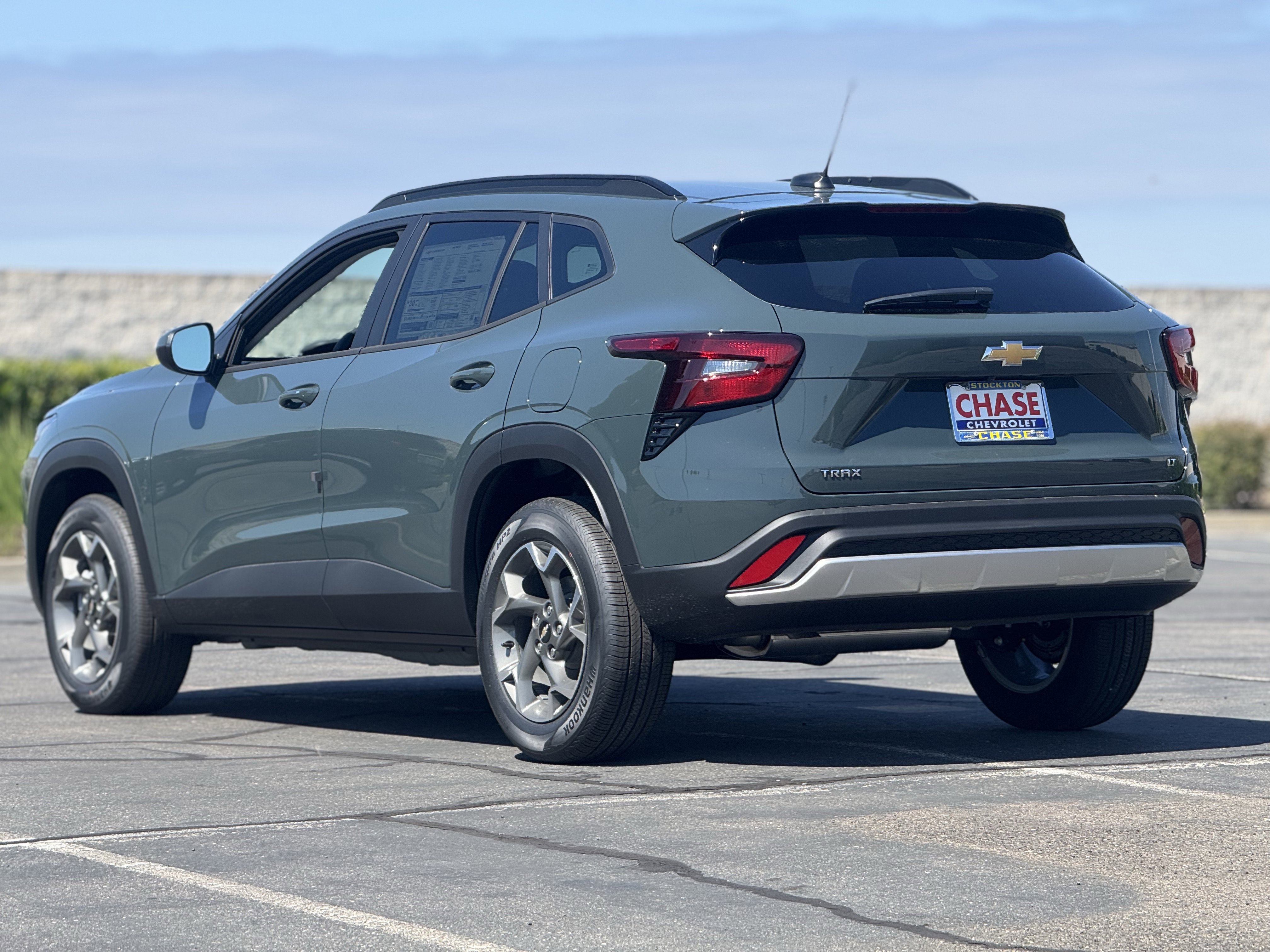 New 2026 Chevrolet Trax LT FWD image 5