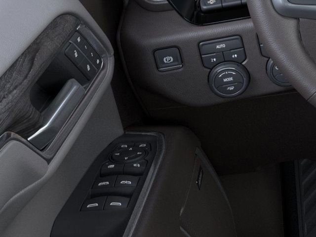 New 2025 Chevrolet Silverado 1500 LTZ w/ Technology Package AWD/4WD image 23