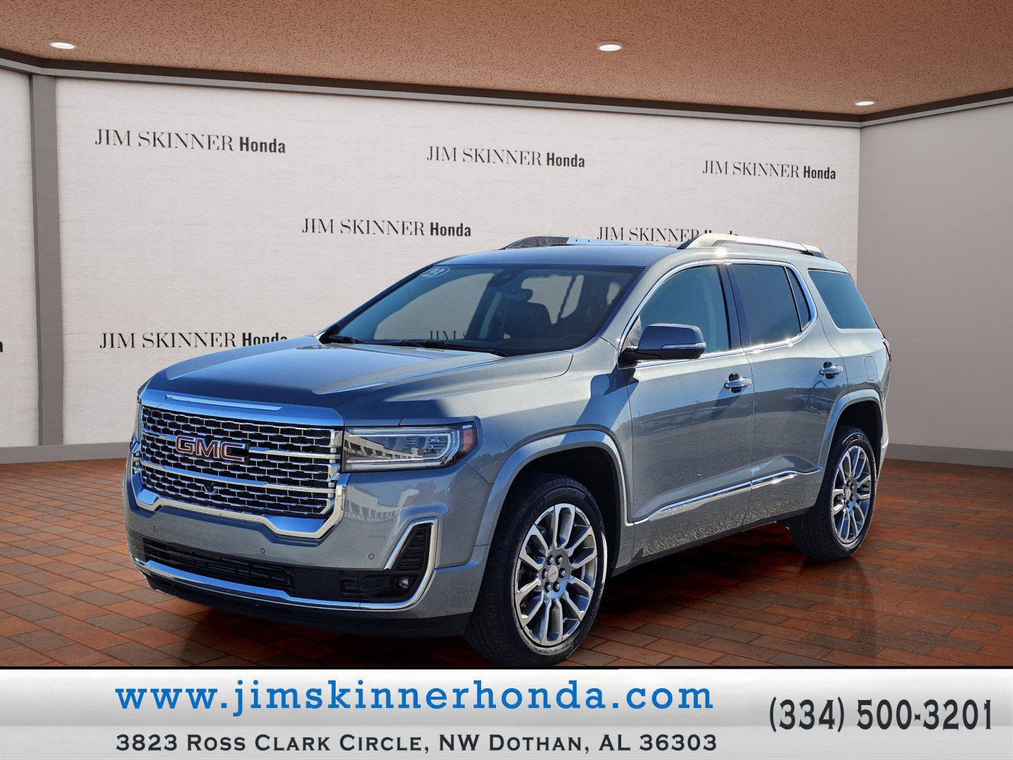 Used 2023 GMC Acadia Denali w/ Denali Technology Package FWD image 1