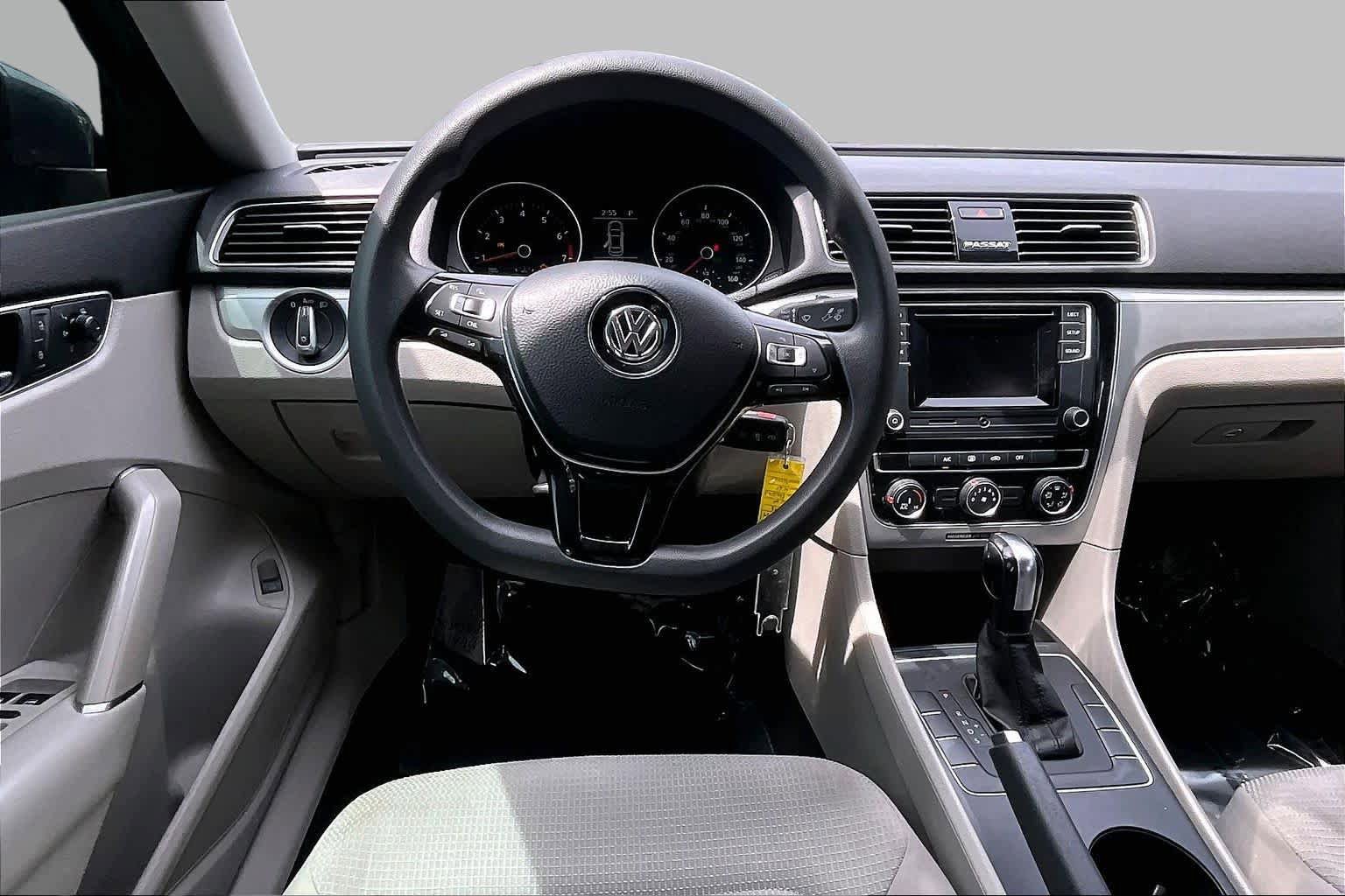 Used 2018 Volkswagen Passat 2.0T S w/ Driver Assistance Package FWD image 6
