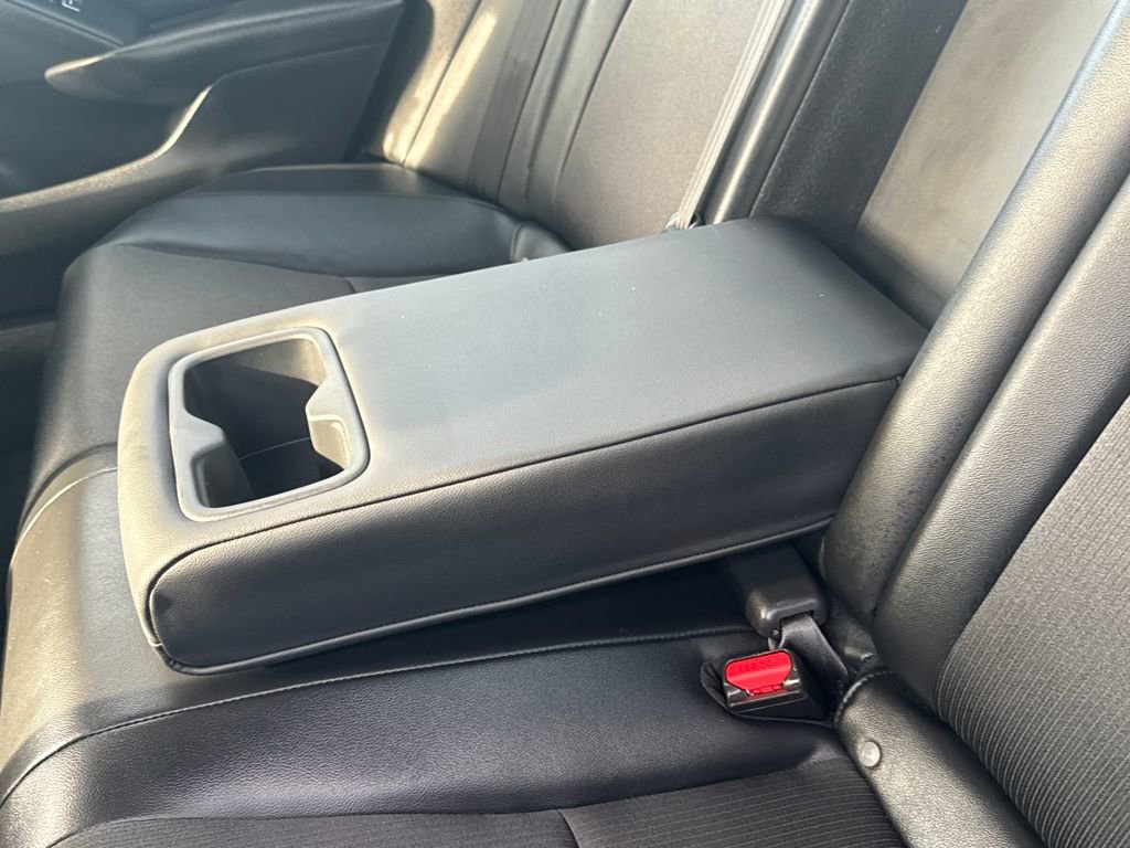 Used 2022 Honda Accord Sport image 34