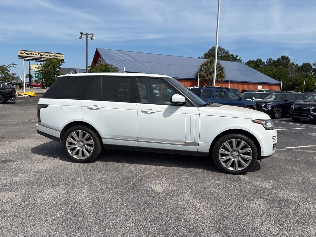 Used 2016 Land Rover Range Rover Supercharged AWD/4WD image 2