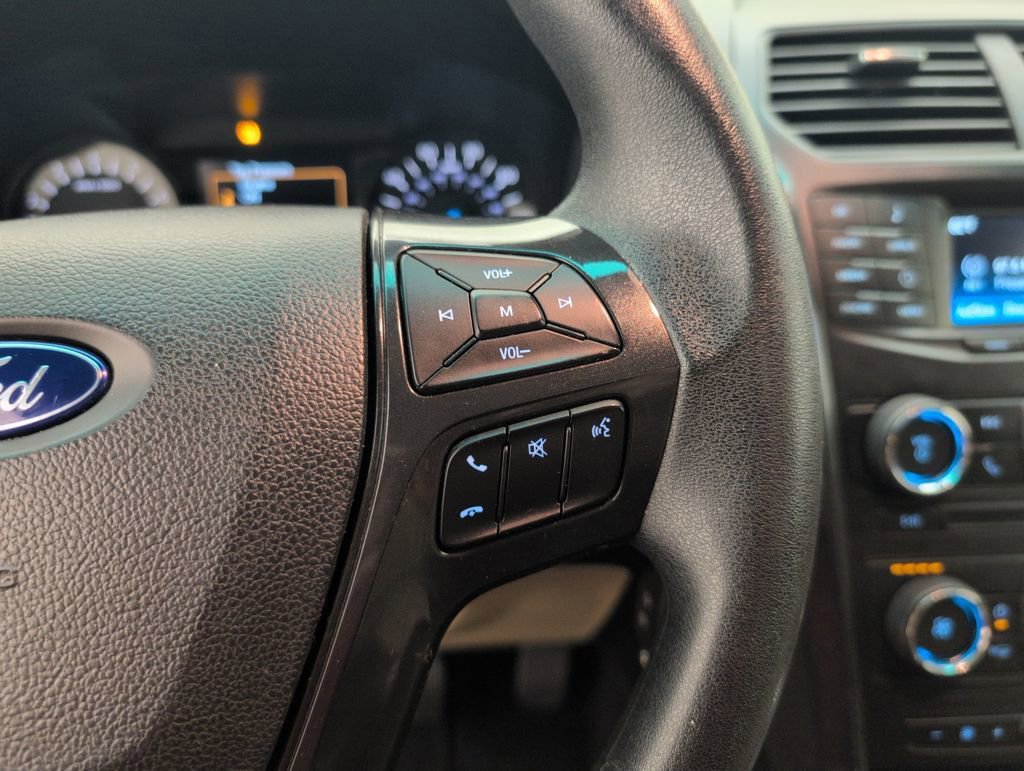 Used 2016 Ford Explorer FWD image 39